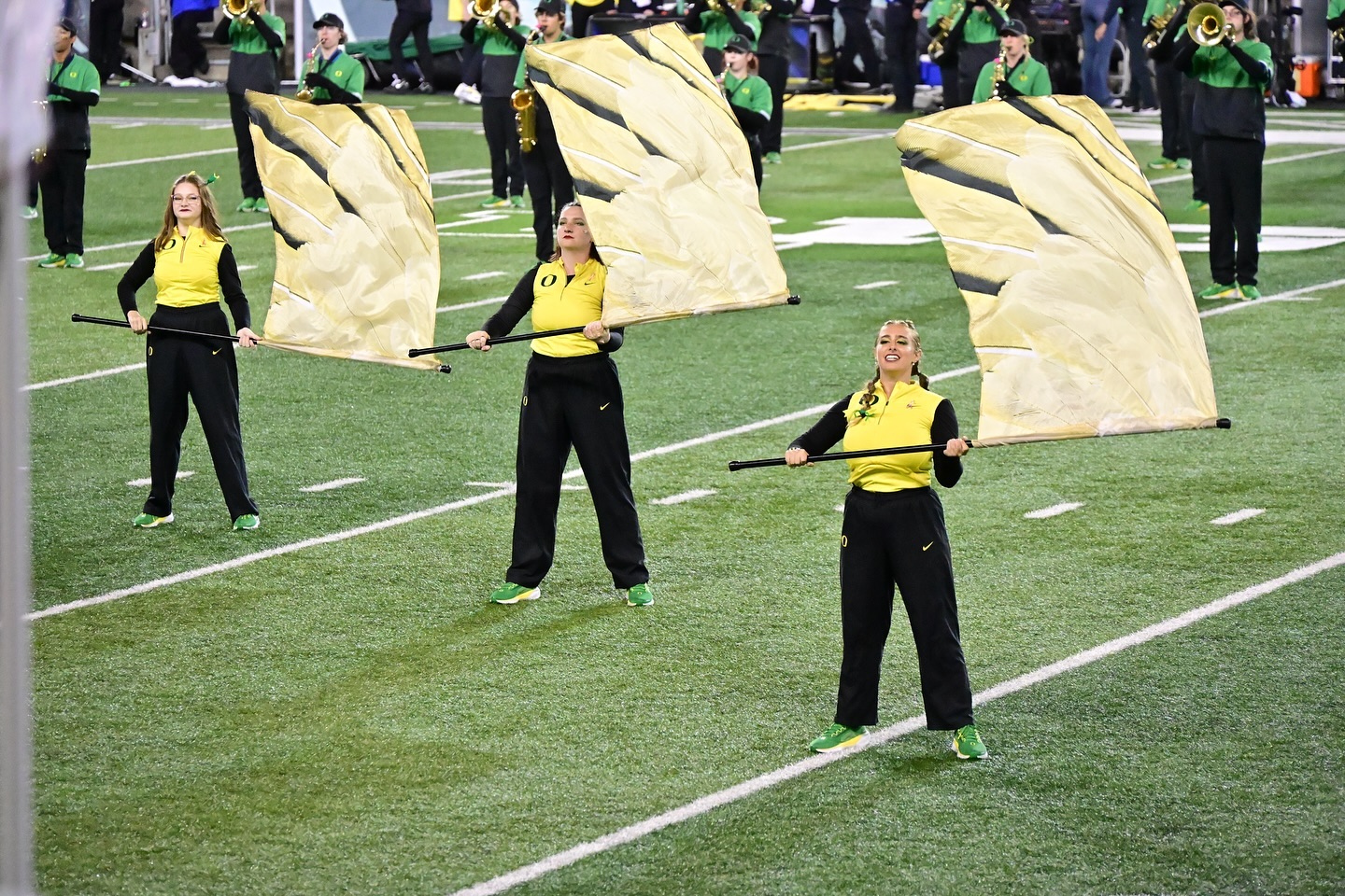 While it wasn’t a great day to be a Spartan at Autzen Stadium, Pax and I enjoyed our first Ducks game with grandma and grandpa. The fans were really nice and r…