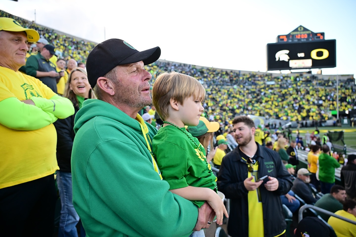 While it wasn’t a great day to be a Spartan at Autzen Stadium, Pax and I enjoyed our first Ducks game with grandma and grandpa. The fans were really nice and r…