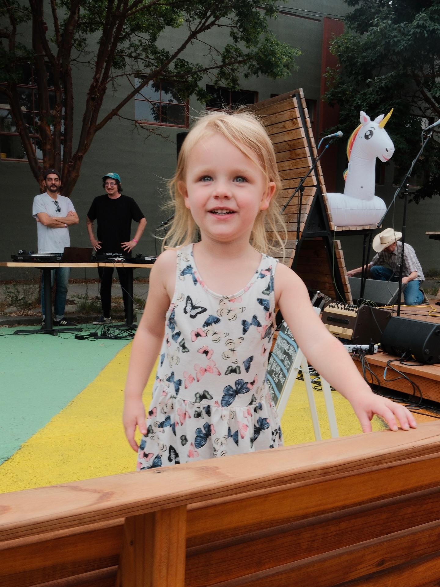 Our friend Amanda, who officiated our wedding, is in town for the weekend from the Bay Area. We spent some time on Alberta Street this afternoon, shopping the…